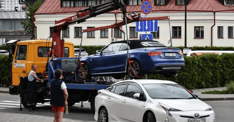 Car Recovery Services in Dubai (Al Quoz) and Sharjah: Ensuring a Hassle-Free Experience 1 Car towing service Dubai